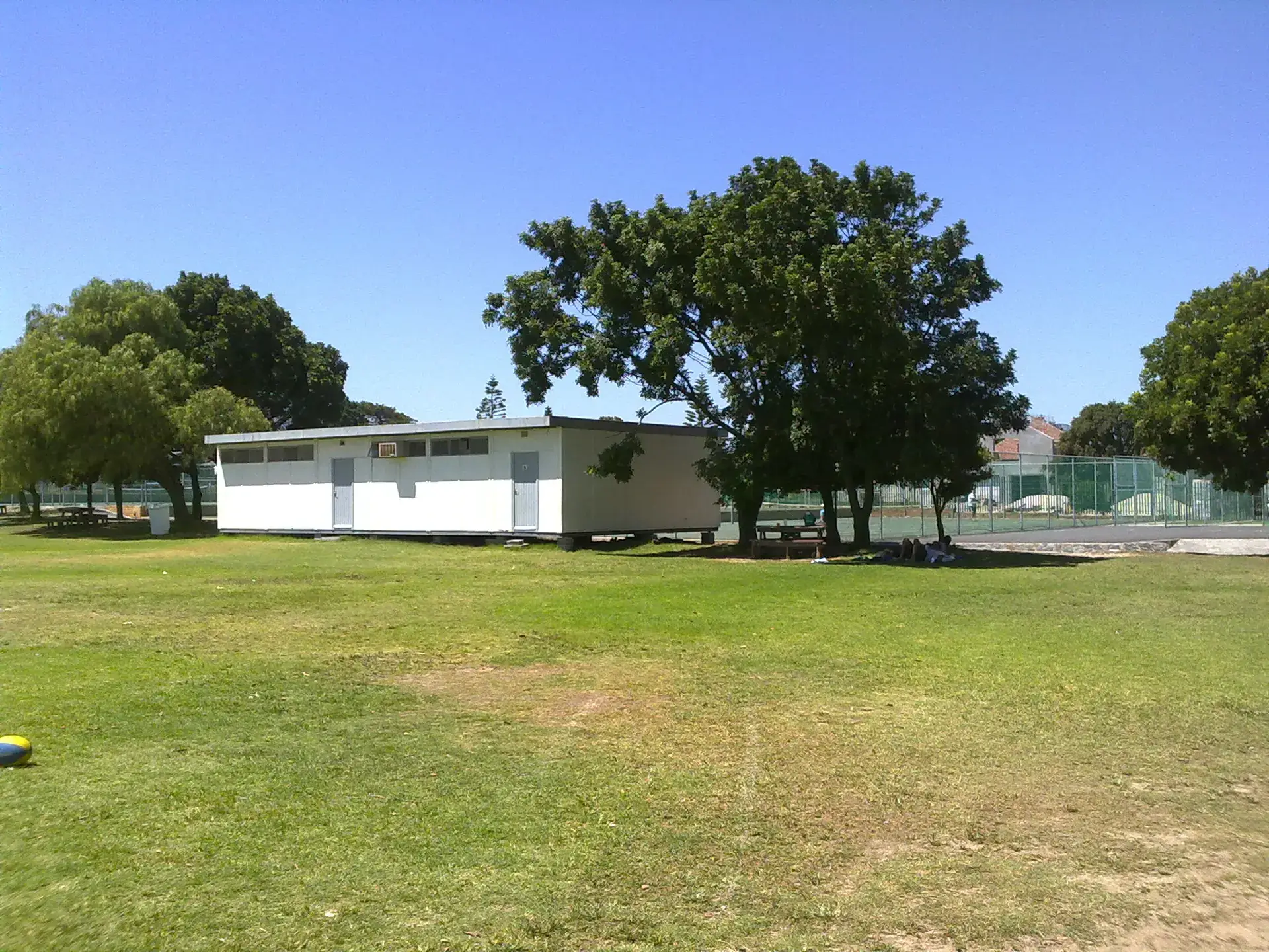 Society Photographs 2006–2010 2010, photo 19 of 34